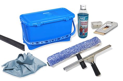 Window Cleaning Set With 22 Litre Bucket 9 Items