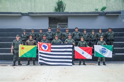 Oficial Da Pol Cia Militar Do Acre Conclui Curso De Policiamento