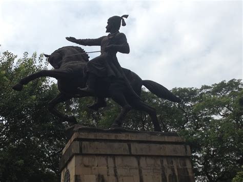 Chhatrapati Shivaji Maharaj Statue (Mumbai) - Mumbai