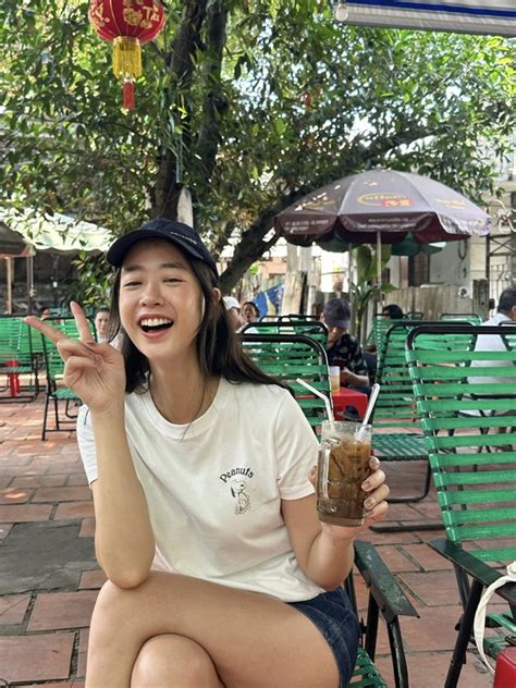 Hot girl Việt kiều Người ấy là ai khoe cuộc sống sang chảnh