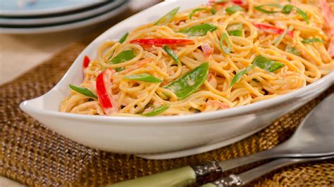 Spicy Asian Noodle And Vegetable Salad Hellmanns Us