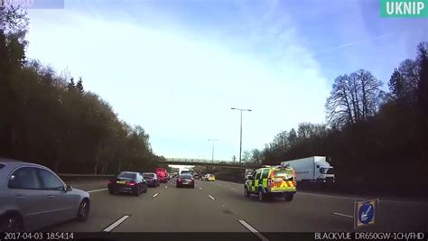 M25 Crash Two Lanes Closed Following Collision Involving Multiple Cars