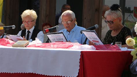 Narodowe Czytanie Nad Niemnem W Parku Miejskim B Onia W Pionkach