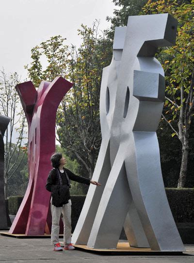 Calligraphy Sculptures Set Up At West Lake Chinadaily Cn