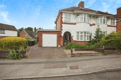 3 Bedroom Semi Detached House For Sale In Stanley Road Hinckley Le10 0ht