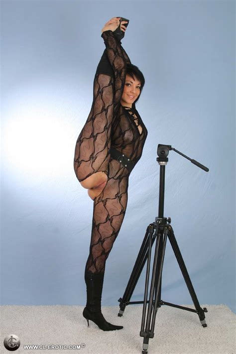 Perfect Stretching CL Erotic Valeria 025 Porn Pic