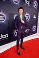 Shawn Mendes Hits The Red Carpet Solo At Amas Photo