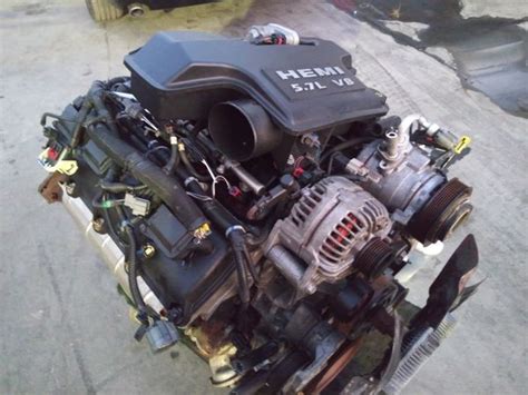 2006 Dodge Ram Hemi Engine