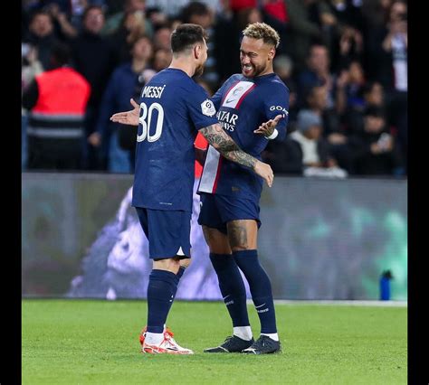 Foto Neymar Messi E Mbapp Continuar O Jogando No Psg At O In Cio Da