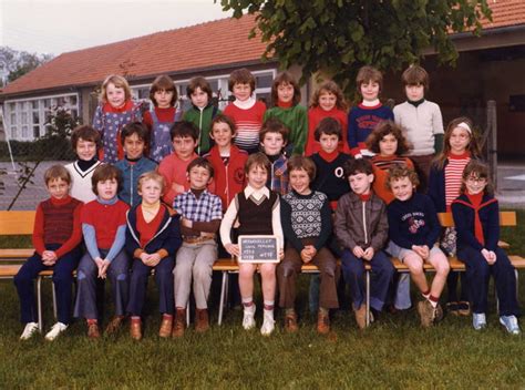 Photo De Classe CE1 De 1977 Ecole Louis Pergaud Vernouillet