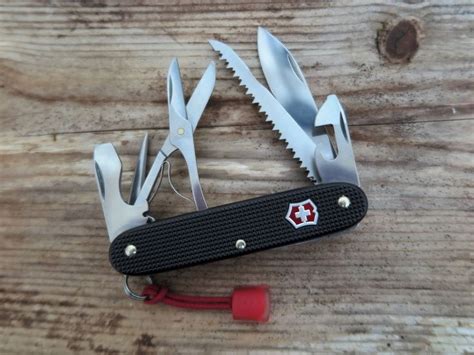 Victorinox Custom Farmer X Alox Swiss Army Knife Taschenmesser Messer