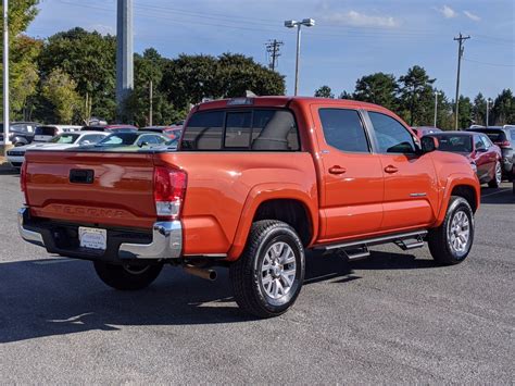 Pre Owned 2017 Toyota Tacoma SR5 RWD Crew Cab Pickup