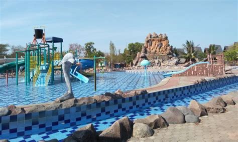 Tempat Wisata Di Sumber Cirebon Yang Hits Paling Favorit De Java