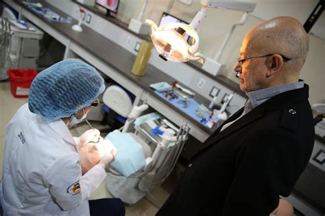 La Escuela De Odontología De La Usfq Cuenta Con El Primer Centro De