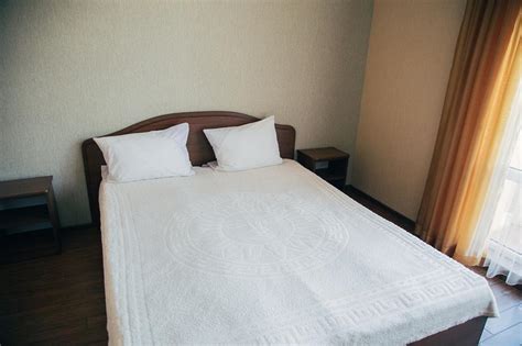 Готель "Прага" (Hotel Praha) - Іршава - Проживання в Карпатах