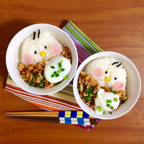 簡単朝ごはん！温泉卵乗せ＊ピリ辛コチュジャンそぼろ丼で「ヒヨコ丼」 まぎーえみりーの「朝食革命」 オシャレインスタの裏話