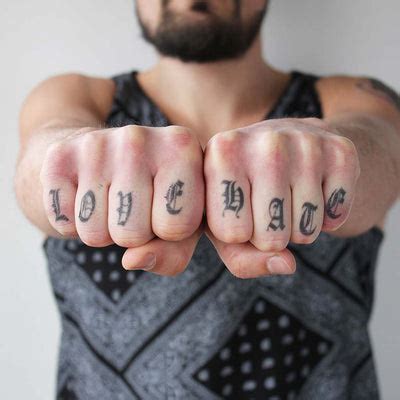 Knuckles Traditional Tattoo Set – Tattoo Icon