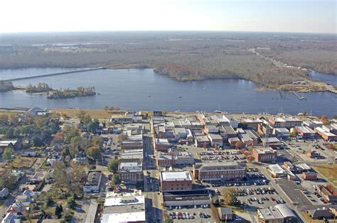 Washington Waterfront Docks in Washington, NC, United States - Marina ...