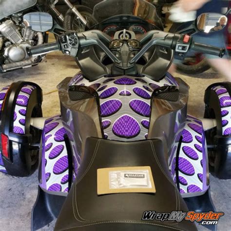 Can-am Spyder custom paint | WrapMySpyder.com