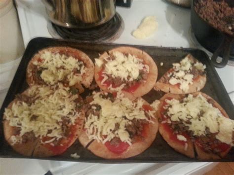 Texas Rebel Girl Pita Pocket Pizzas