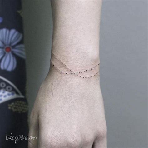 70 Tatuajes de Pulseras en la muñeca muy finos para chicas Wrist