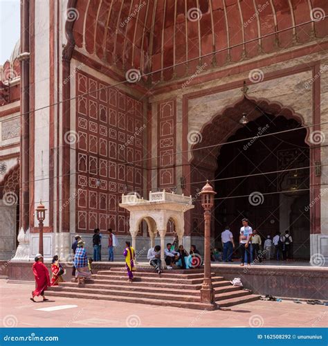 Central Entrance Of Masjid E Jahan Numa Commonly Known As Jama Masjid