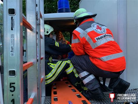 Gemeinsame Einsatzübung von Feuerwehr und DRK Freiwillige Feuerwehr