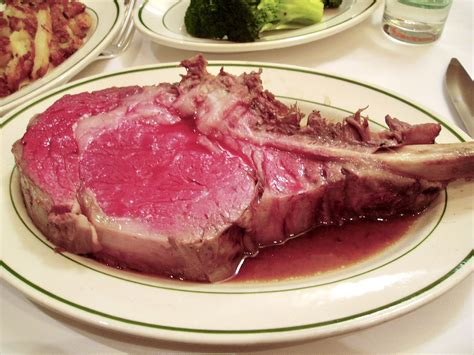 A Behind The Scenes Look At Smith And Wollenskys Prime Rib