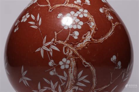 Bidlive Chinese Red Glazed Gourd Vase Qianlong Mark