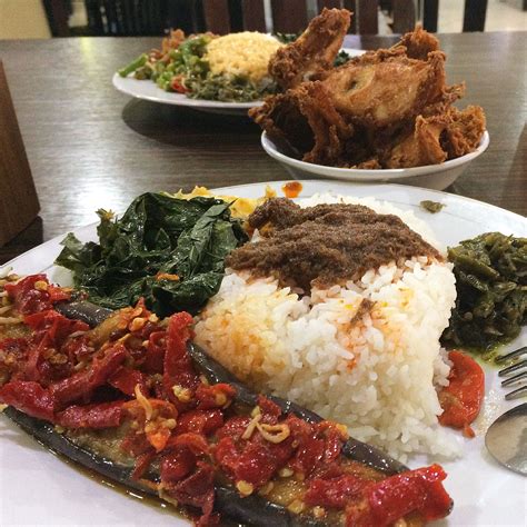 Nasi Padang Resep Makanan Asia Makanan Dan Minuman Masakan Indonesia