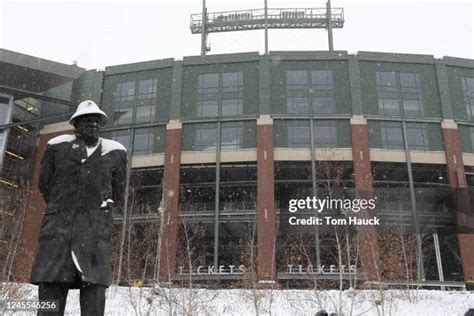 Curly Lambeau Photos and Premium High Res Pictures - Getty Images