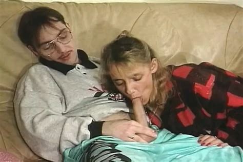 Kurvige Deutsche Schlampe L Sst Einen Typen Nach Einem Anal Fick Auf Ihre Titten Kommen Xhamster