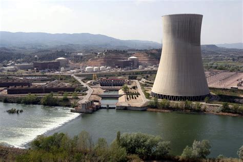 Ventajas y desventajas de la energía nuclear GigaTecno Blog de