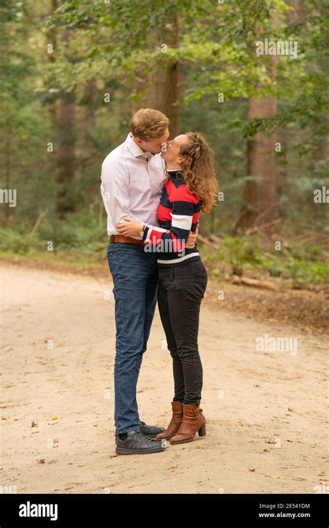 Couple Full Body Kissing High Resolution Stock Photography and Images ...