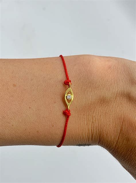 Red Protection Bracelet Nou