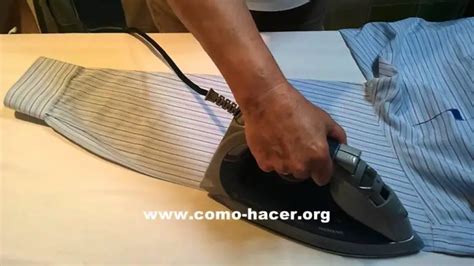 Cómo planchar una camisa de forma correcta y sin arrugas