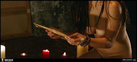 Naked Mylène Jampanoï in The Maneater