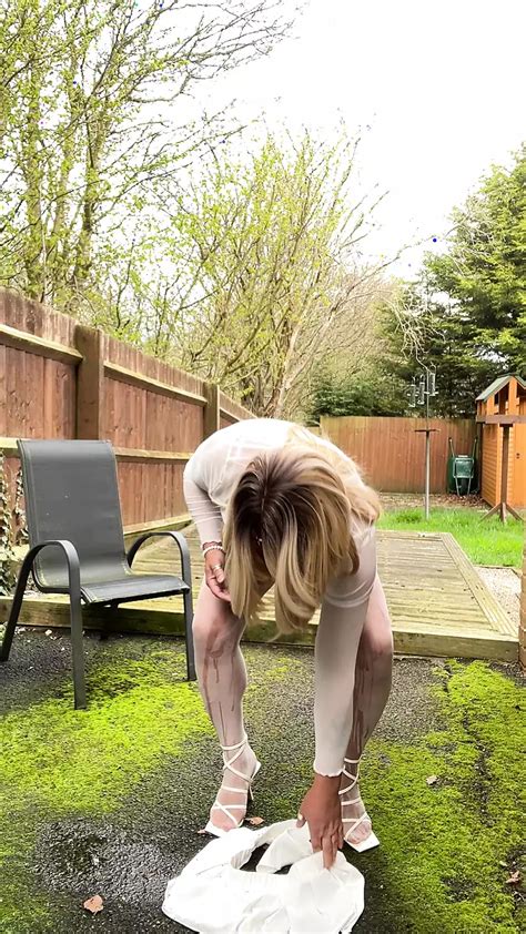 Amateur Crossdresser Kellycd2022 Pissing And Masturbating My Big Sissy Gurl Cock In White