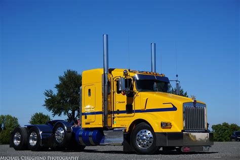 Custom Kenworth T800 Trucks