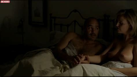 Naked Katharina Böhm in Il commissario Montalbano