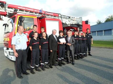 Hendaye 64 13 jeunes pompiers reçoivent leur brevet