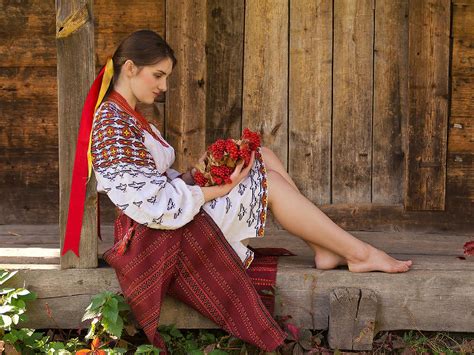 Все про калину: що символізує калина, цікаві факти, легенди та ...