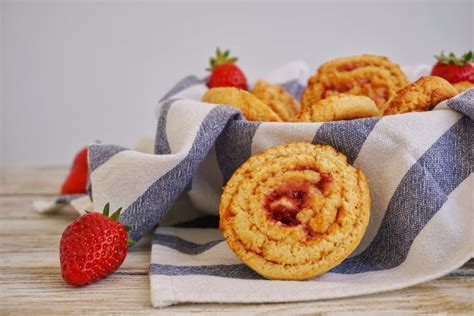 Le Ricette Di Chri Girelle Alla Marmellata La Cucina Di Mauro