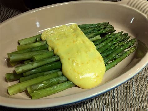 Club Foody | Asparagus with Maltaise Sauce Recipe | Club Foody