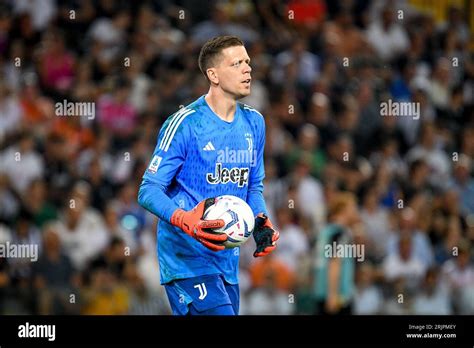 Wojciech Szczesny Portrait Hi Res Stock Photography And Images Alamy