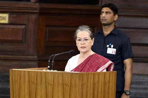 Smt Sonia Gandhi Addresses The Congress Parliamentary Party After