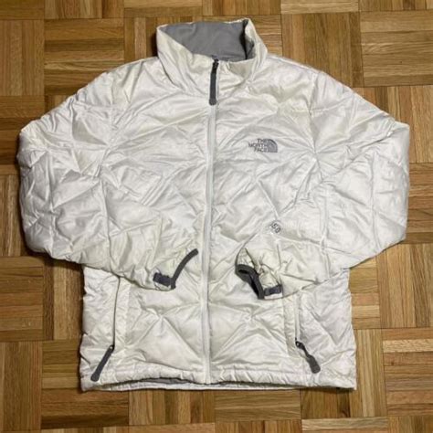 White North Face Puffer Gem