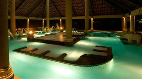 Luxury Private Villas in Bali: AYANA Resort and Spa