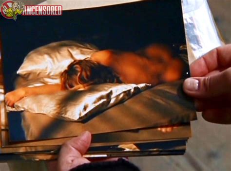 Naked Christina Rainer In Samt Und Seide