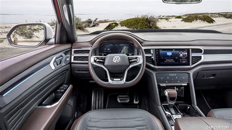 Volkswagen Atlas Tanoak Pickup Concept | 2018MY | Interior, Cockpit